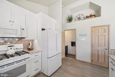 137 51st Street #WEST, Sea Isle City, NJ 08243 - Photo 14