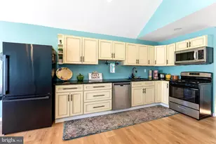 536 W Maple Ave, Wildwood, NJ 08260 - Photo 14