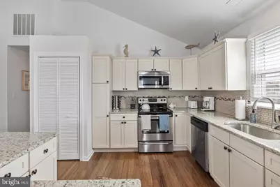 1527 Bay Avenue #B, Ocean City, NJ 08226 - Photo 6