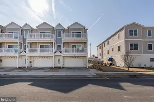 620 W Burk Ave, Wildwood, NJ 08260 - Photo 1