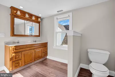 113 W Roberts Avenue, Wildwood, NJ 08260 - Photo 6