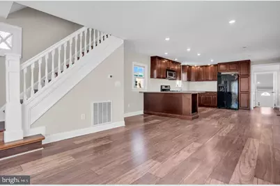 113 W Roberts Avenue, Wildwood, NJ 08260 - Photo 4