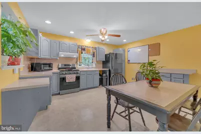 110 S 10th Street, Del Haven, NJ 08251 - Photo 8