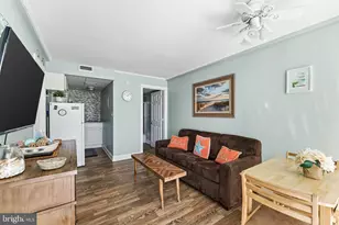 404 E Denver Ave, Wildwood, NJ 08260 - Photo 10