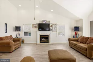 235 E Leaming Ave, Wildwood, NJ 08260 - Photo 14