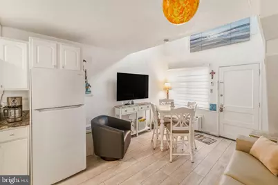 1200 Kennedy Drive #205, Wildwood, NJ 08260 - Photo 6
