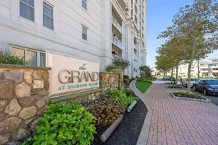 9601 Atlantic Ave, Wildwood, NJ 08260 - Photo 1