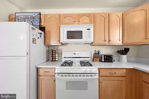 324 23rd Ave E, North Wildwood, NJ 08260 - Photo 4