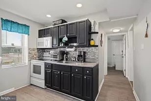 523 W Maple Ave, Wildwood, NJ 08260 - Photo 16