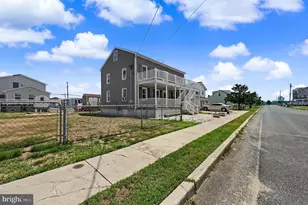 523 W Maple Ave, Wildwood, NJ 08260 - Photo 4