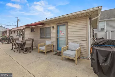 112 E 21st Avenue, Wildwood, NJ 08260 - Photo 2