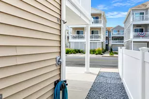 223 E Roberts Ave, Wildwood, NJ 08260 - Photo 6