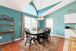 223 E Roberts Ave, Wildwood, NJ 08260 - Photo 18