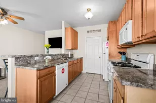 229 E Pine Ave, Wildwood, NJ 08260 - Photo 22