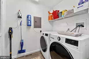 413 E 17th Ave, Wildwood, NJ 08260 - Photo 32