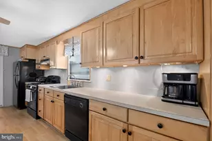 27 Buttercup Rd, Wildwood, NJ 08260 - Photo 10