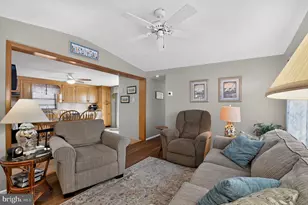 27 Buttercup Rd, Wildwood, NJ 08260 - Photo 4