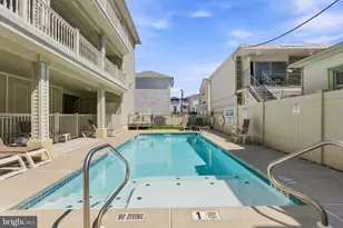 225 E Bennett Ave, Wildwood, NJ 08260 - Photo 8