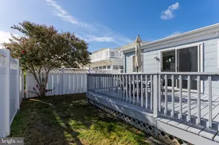 107 E Hollywood Ave, Wildwood, NJ 08260 - Photo 28