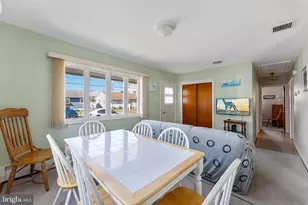 107 E Hollywood Ave, Wildwood, NJ 08260 - Photo 10