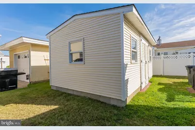 107 E Hollywood Avenue, Wildwood, NJ 08260 - Photo 30