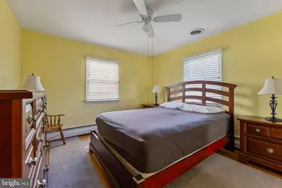 107 E Hollywood Avenue, Wildwood, NJ 08260 - Photo 16