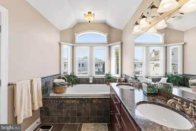 110 E Crocus Road, Wildwood, NJ 08260 - Photo 24