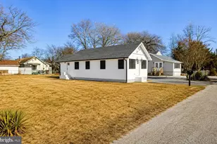 51 W New York Ave, Villas, NJ 08251 - Photo 2