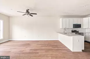 121 E Maple Ave, Wildwood, NJ 08260 - Photo 32