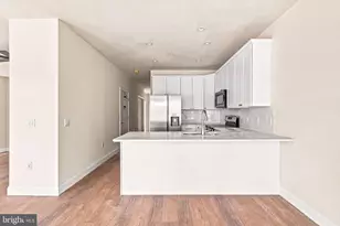 121 E Maple Ave, Wildwood, NJ 08260 - Photo 30
