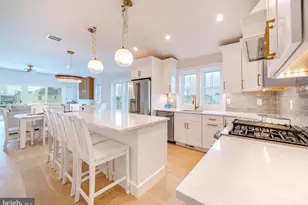 100 60th St, Sea Isle City, NJ 08243 - Photo 8