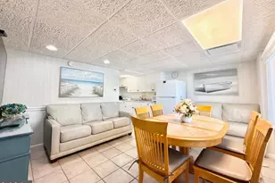 410 E Monterey Ave, Wildwood, NJ 08260 - Photo 2
