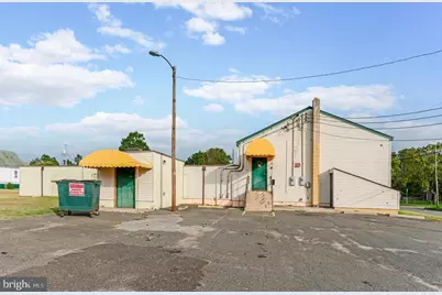 402 Cook Avenue, Paulsboro, NJ 08066 - Photo 4