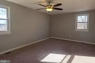 112 Hemlock Dr, Monroe Township, NJ 08094 - Photo 10