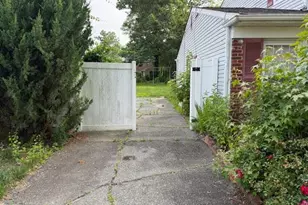 210 Lawnton Ave, Woodbury, NJ 08096 - Photo 12