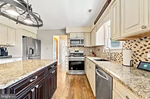 1220 Royal Ln, West Deptford, NJ 08086 - Photo 18