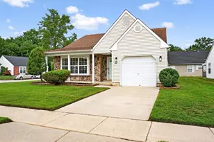 402 Paradise Rd, Monroe Township, NJ 08094 - Photo 2