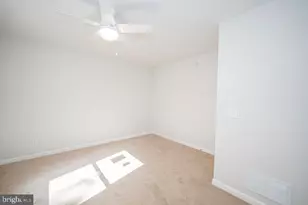 1431 11th Ave, Monroe Township, NJ 08094 - Photo 14