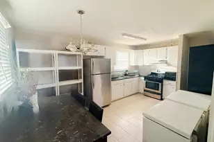 535 Frederick St, Monroe Township, NJ 08094 - Photo 10