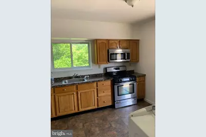 1009 Hessian Avenue, West Deptford, NJ 08093 - Photo 4