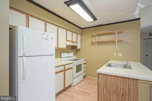 452 Durham Ct, West Deptford, NJ 08051 - Photo 6