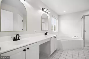 4 Fawn Hollow Ln, Harrison Township, NJ 08062 - Photo 28