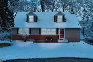 6 Cypress Cir, West Deptford, NJ 08096 - Photo 2