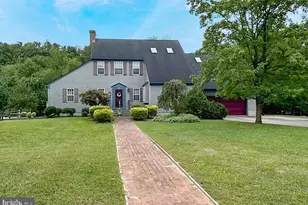 552 Hereford Ln, East Greenwich Township, NJ 08056 - Photo 1