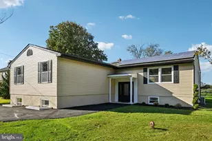 229 Prosser Ave, Monroe Township, NJ 08094 - Photo 4