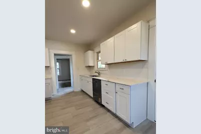 129 Malaga Park Drive, Franklin Township, NJ 08328 - Photo 16