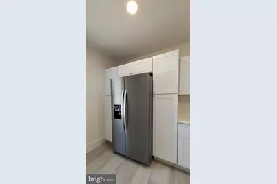 129 Malaga Park Drive, Franklin Township, NJ 08328 - Photo 4