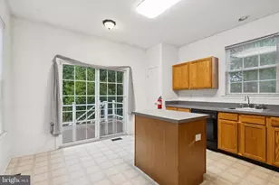 128 Pennsbury Ln, Woodbury, NJ 08096 - Photo 10