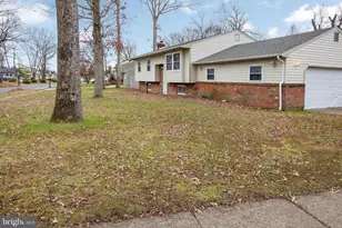 1601 White Oak Ln, Monroe Township, NJ 08094 - Photo 4