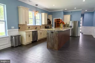 490 Huber Ave, Monroe Township, NJ 08094 - Photo 8